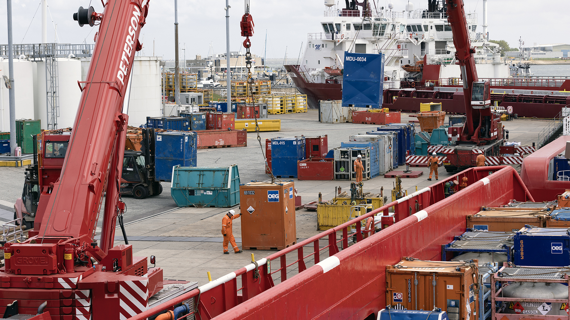 Logistics & Freight Forwarding